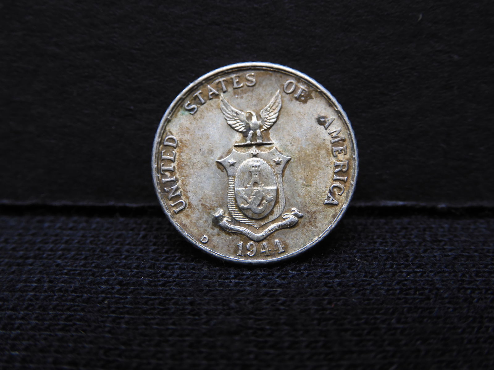 1944 Philippines Silver Ten Centavos (1 of 2)
