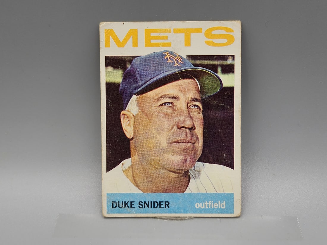 1964 Topps Duke Snider #155 HOF (1 of 2)