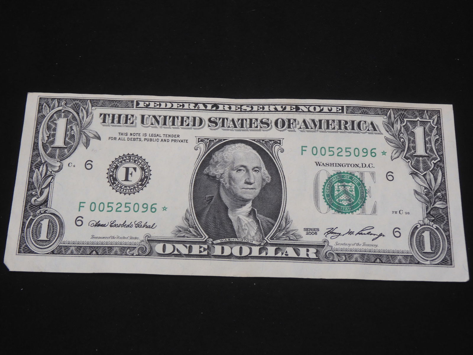 2006 $1 Federal Reserve Note (STAR NOTE) - RARE -Small run of only 640.000 (1 of 3)