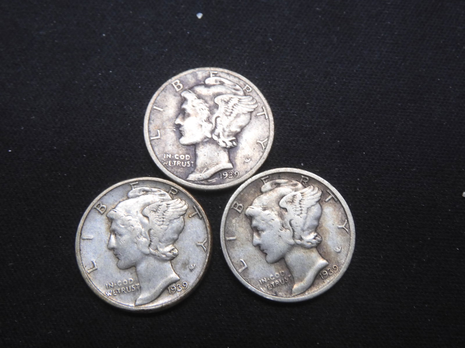 1939 P/D/S Mercury Dime 90% Silver (1 of 2)