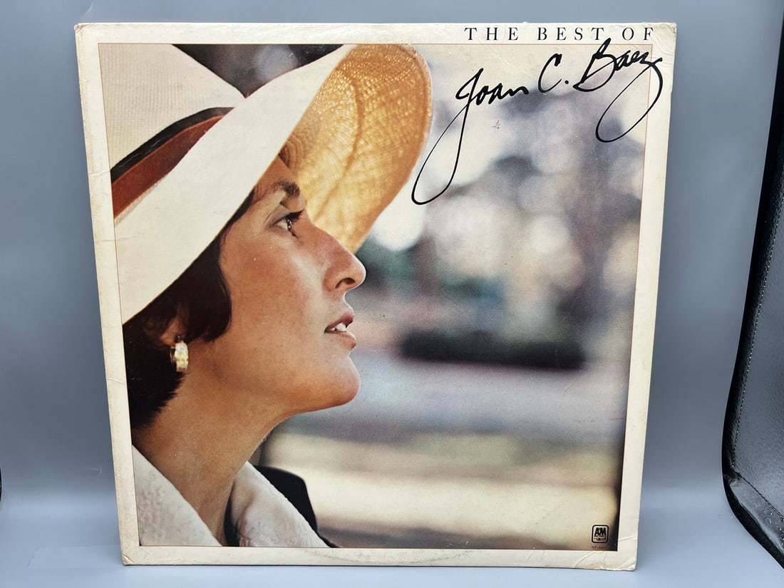 1976 The Best of Joan C. Baez Vinyl Album (1 of 6)