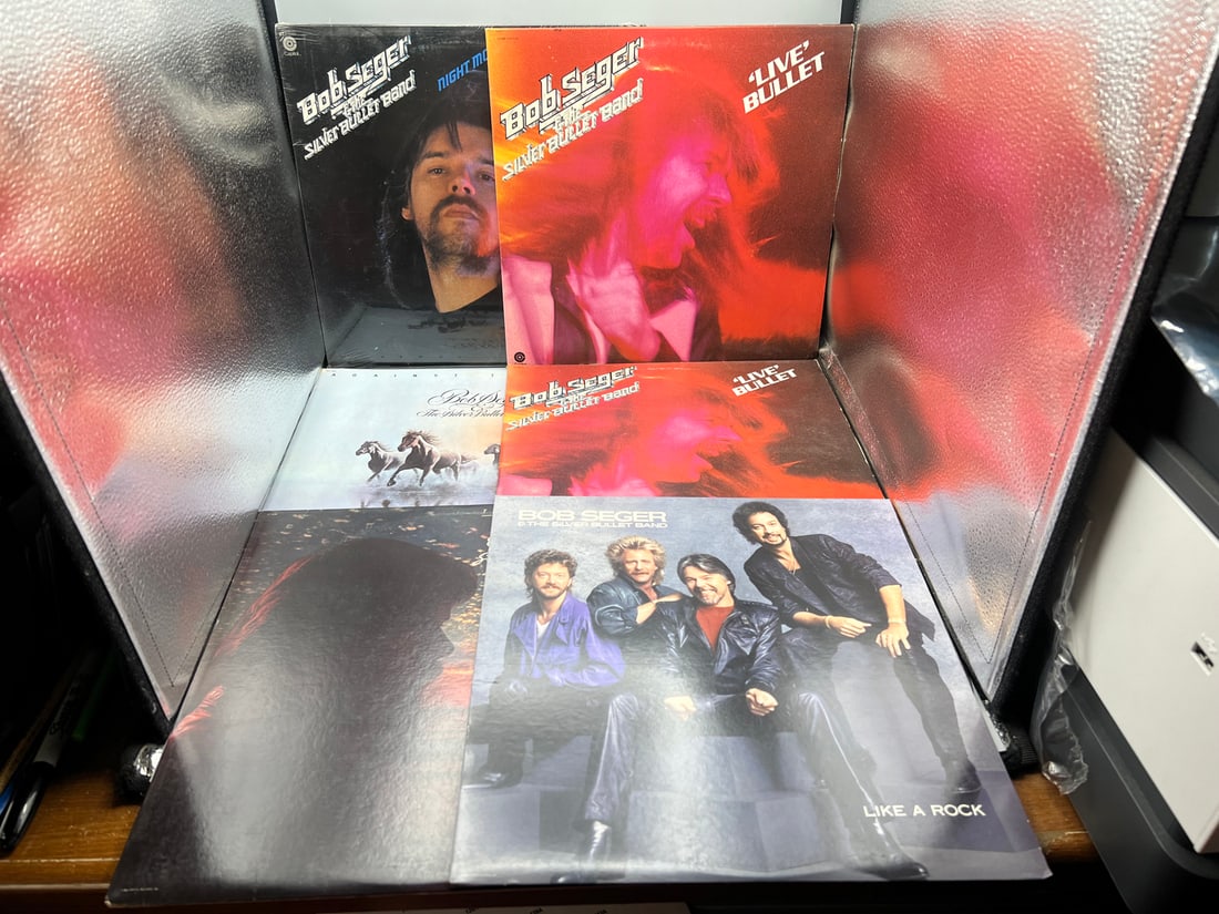 Lot of (6) Assorted Bob Seger And The Silver Bullet Band Vinyl Albums - Varying Conditions: Lot of (6) Assorted Bob Seger And The Silver Bullet Band Vinyl Albums - Varying Conditions