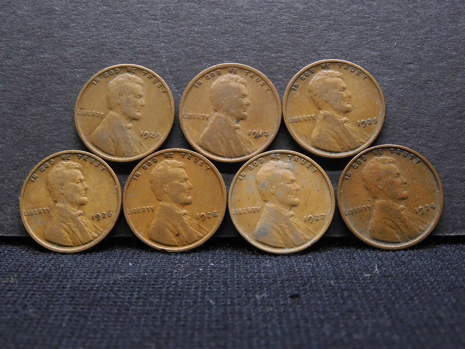 1923 1924 1925 1926 1927 1928 1929 Lincoln Head Wheat Cents. 7 Coins. (1 of 2)