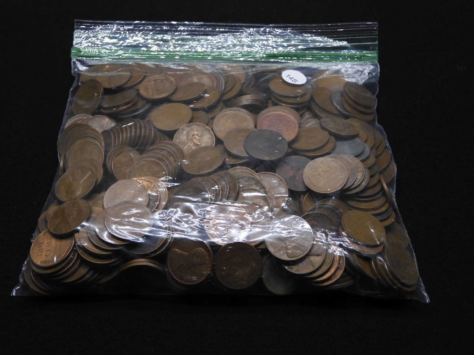 Approx 500 Lincoln Wheat Cents   Mixed Dates (1 of 4)