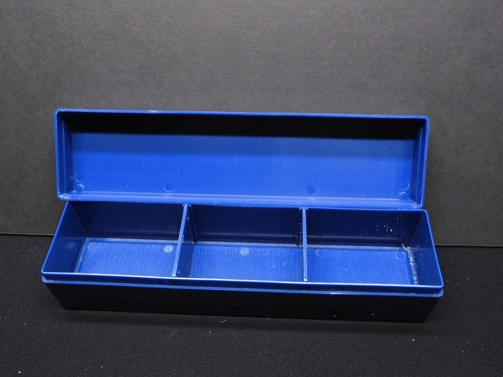 EMPTY Plastic Coin Case (1 of 3)