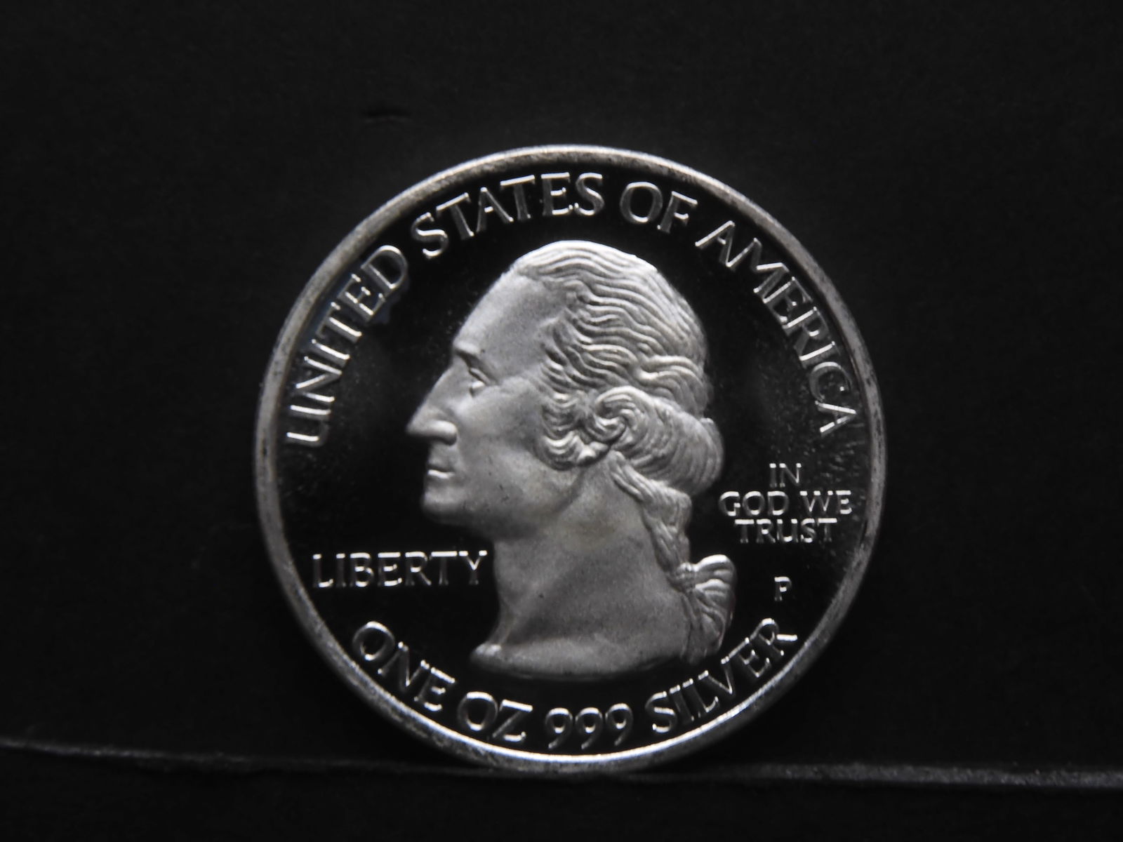 1 Ounce-.999% pure silver, medallion-Washington Quarter Style, BU (1 of 3)
