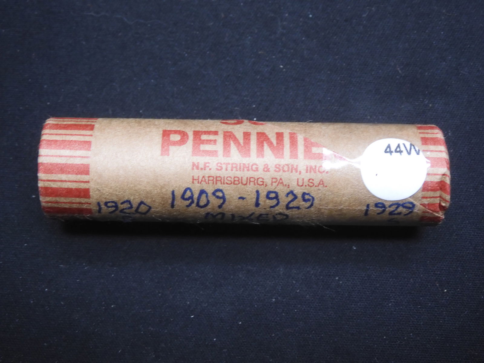 roll of 1909 to 1929 mixed Wheat cents w/ends of 1920 D & 1929 S (1 of 3)