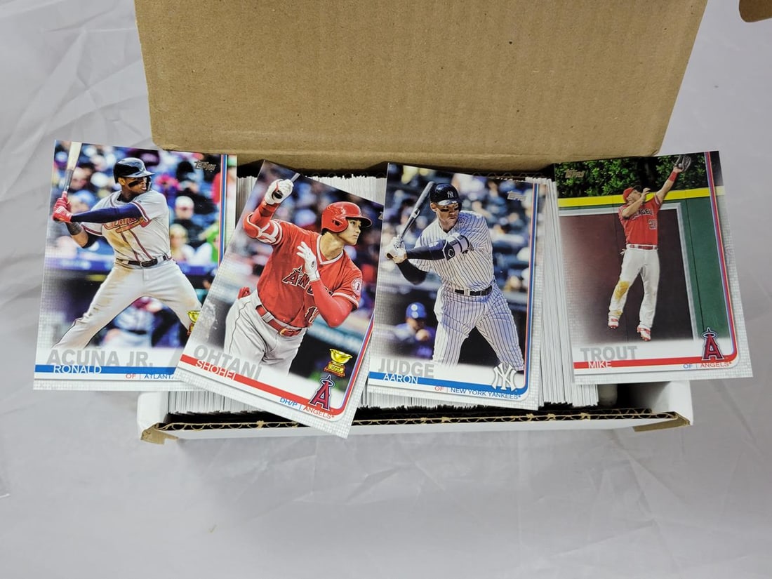 2019 Topps Series 1 Baseball Set (1 of 1)
