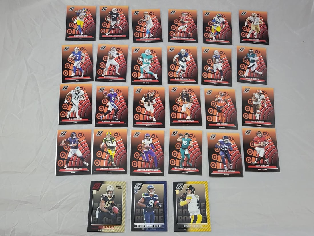 2022 Zenith Football Lot of (24): Includes Patrick Mahomes, Tom Brady, Kenny Pickett RC (SP) & More