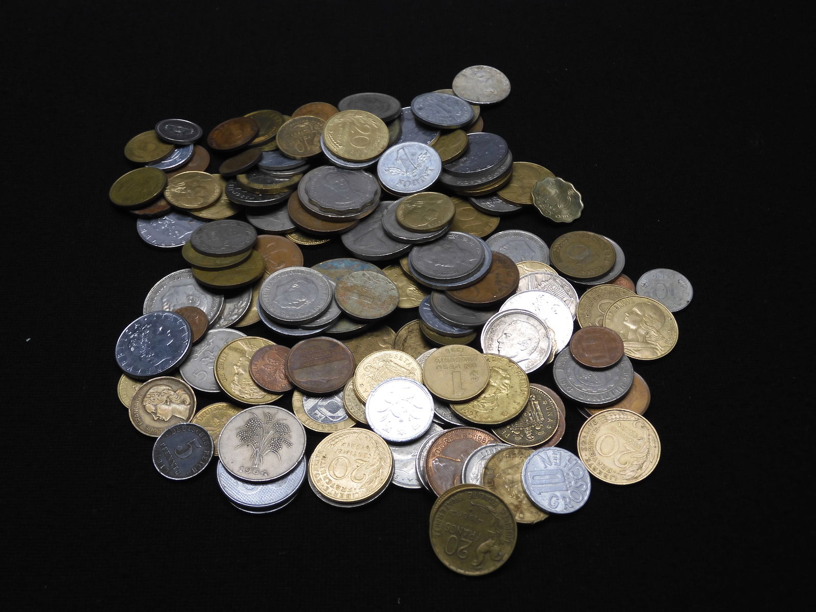 1.2 Lbs. World Coins - Various Countries & Denominations (1 of 6)
