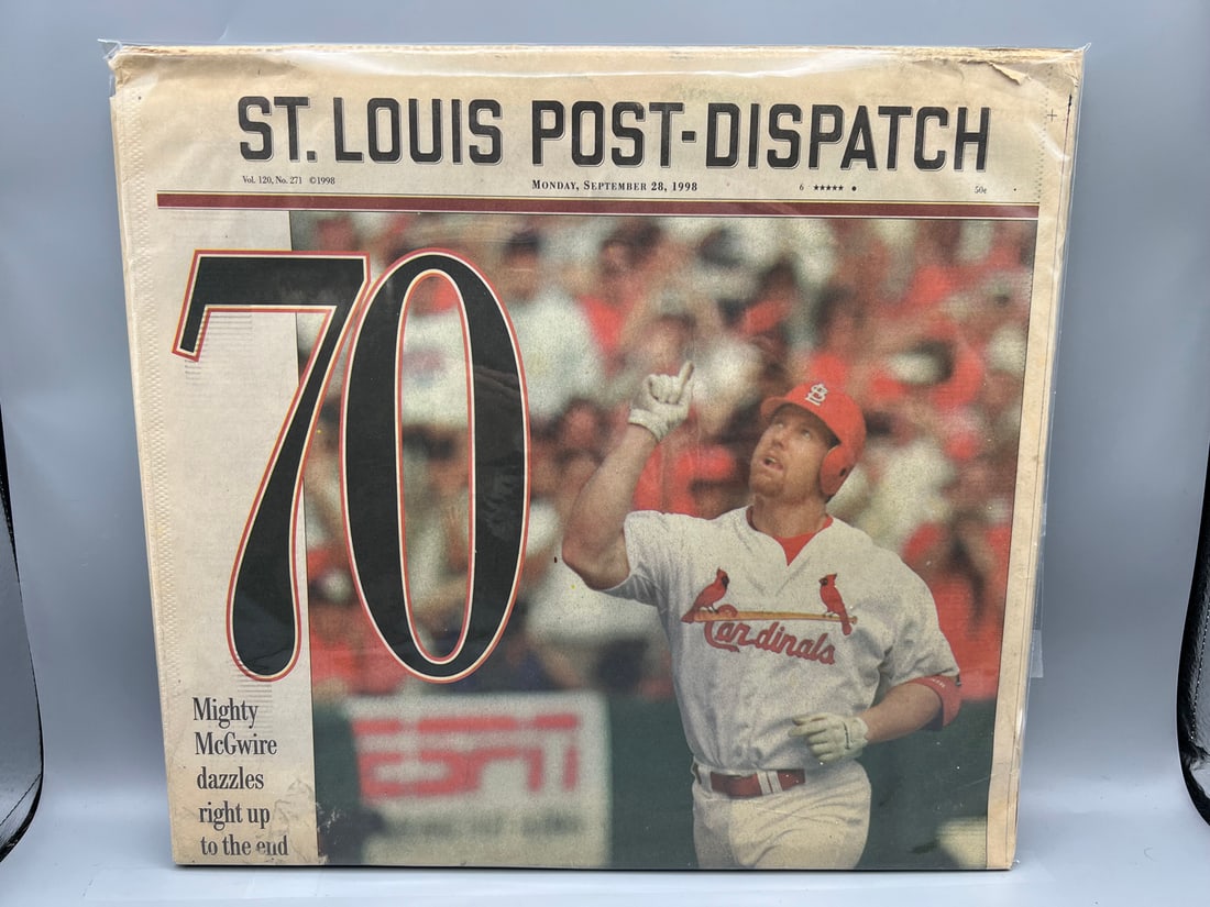1998 St. Louis Post Dispatch Mark McGwire 70 Home Run Season Newspaper (1 of 2)