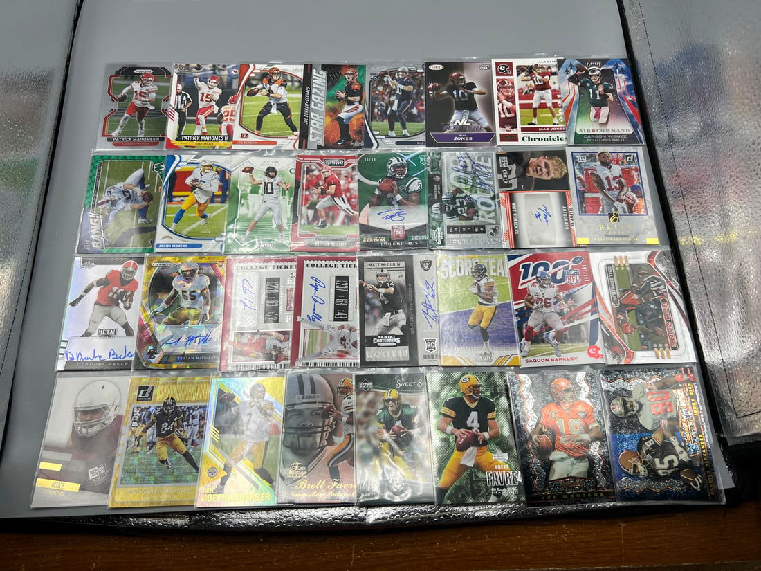 Lot of (32) Assorted Football Cards W/ Many Stars, Rookies, & Autos - Varying Conditions - Patrick (1 of 5)