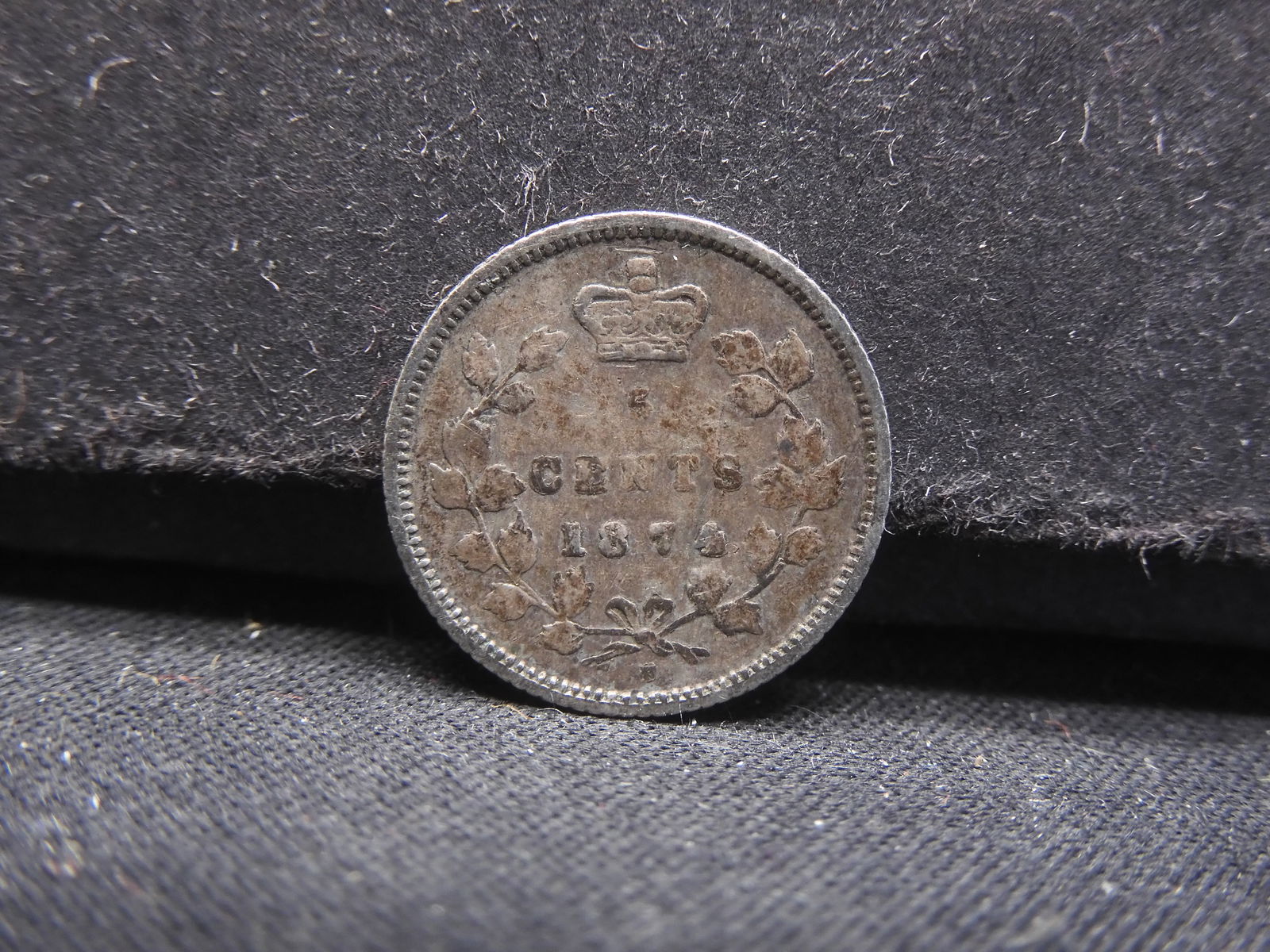 1874 H Plain 4 5 Cents from Canada 92.5% Silver (1 of 2)