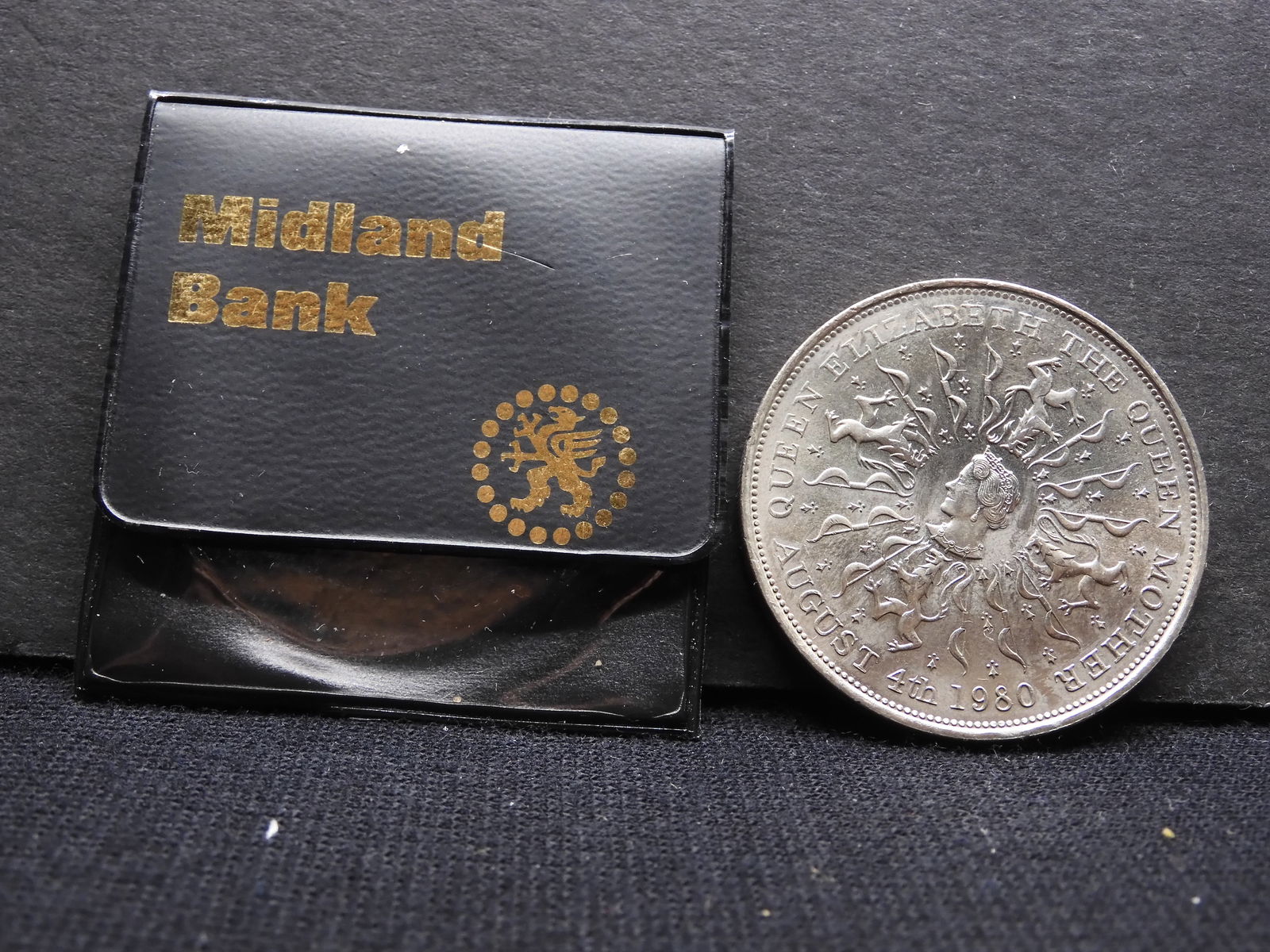 1980 Uncirculated Great Britain Crown Commemorating 80th Birthday Of Queen Mother.  REV: Portrait (1 of 3)