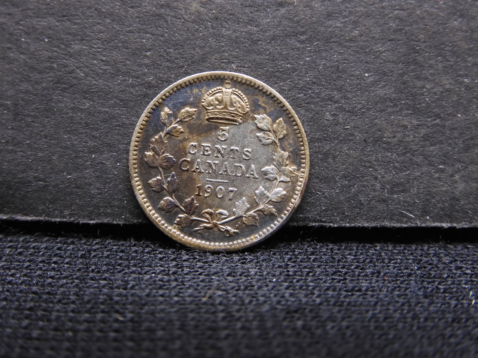 1907 Canada 5 Cents .925 Silver (1 of 2)