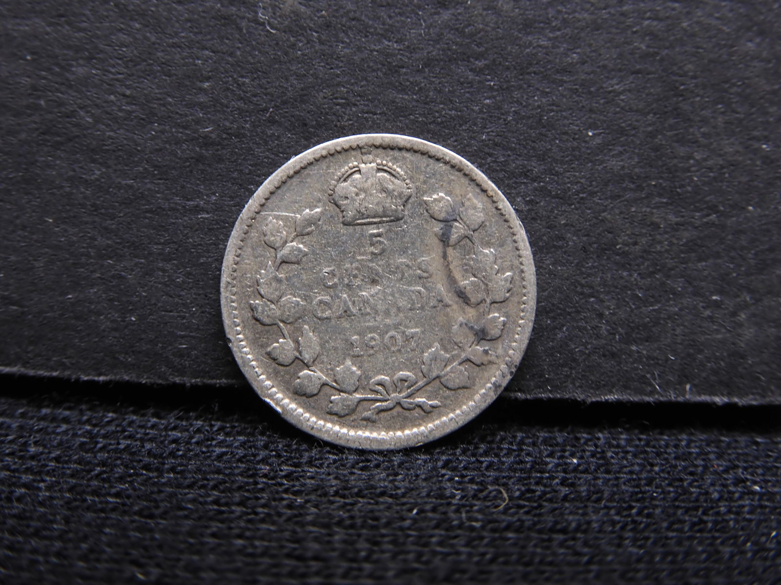 1907 Canada 5 Cents .925 Silver (1 of 2)
