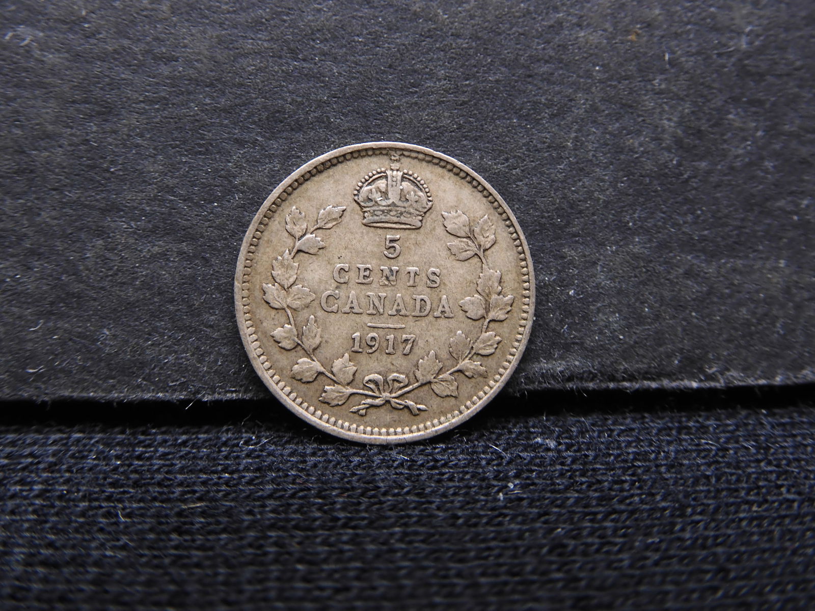 1917 Canada 5 Cents .925 Silver (1 of 2)