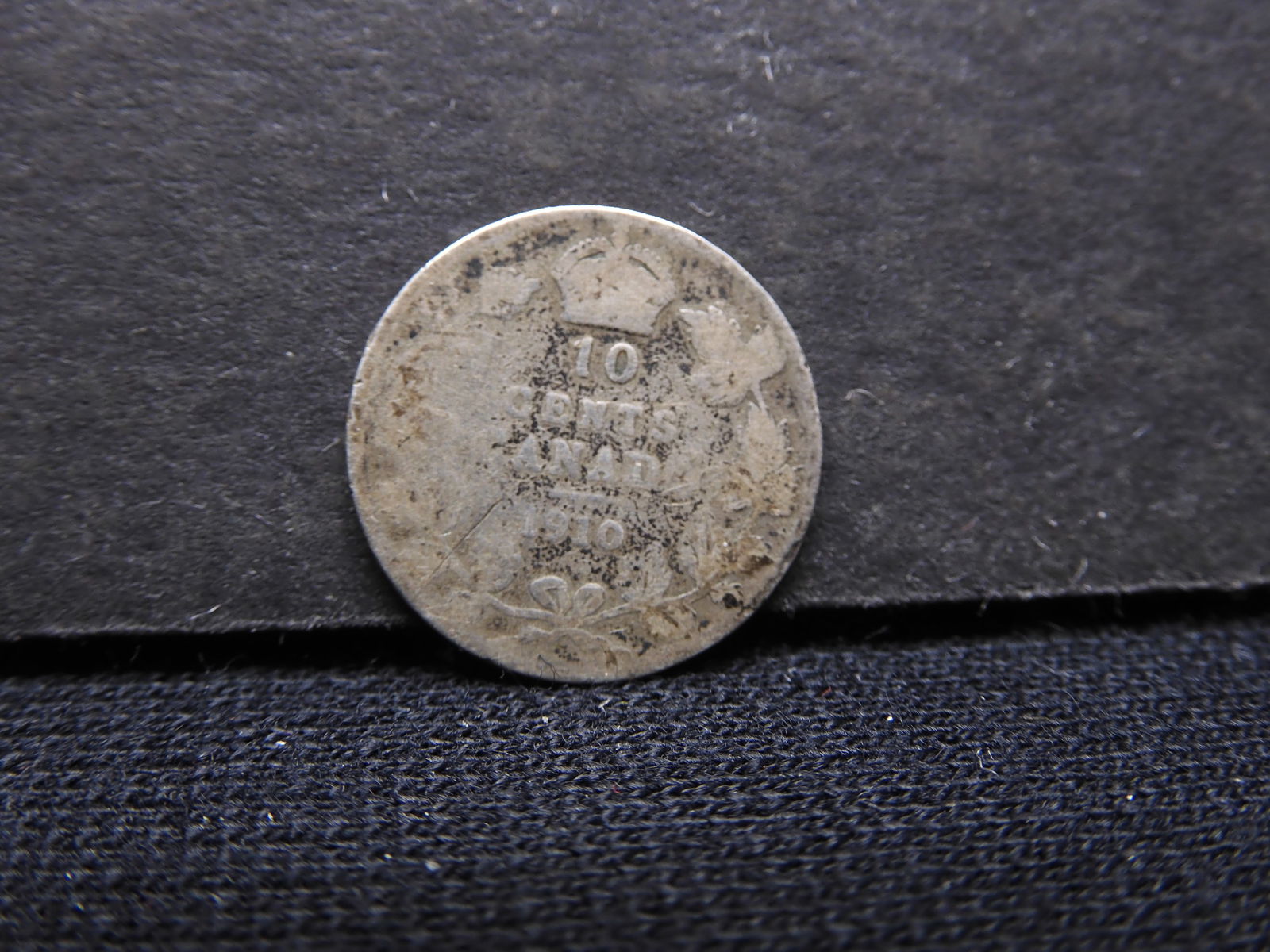1910 Canada 10 Cents .925 Silver (1 of 2)