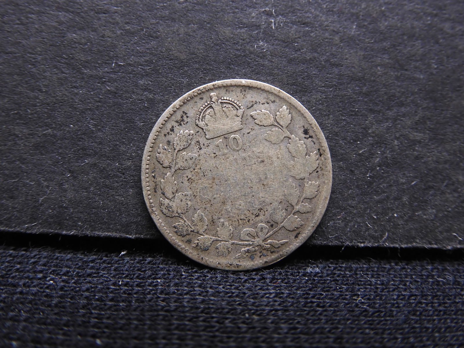 1918 Canada 10 Cents .925 Silver (1 of 2)