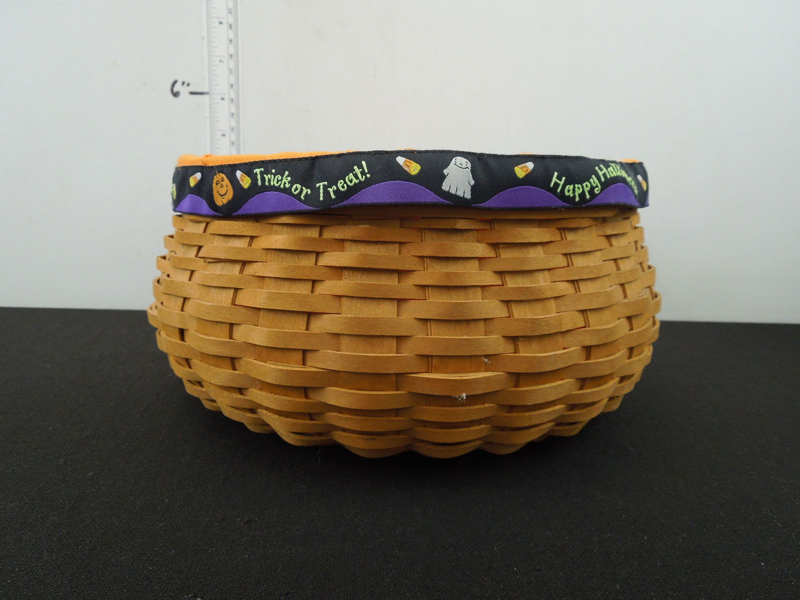 2004 Longaberger Hostess Halloween Basket w/ Liner and Protector (1 of 3)