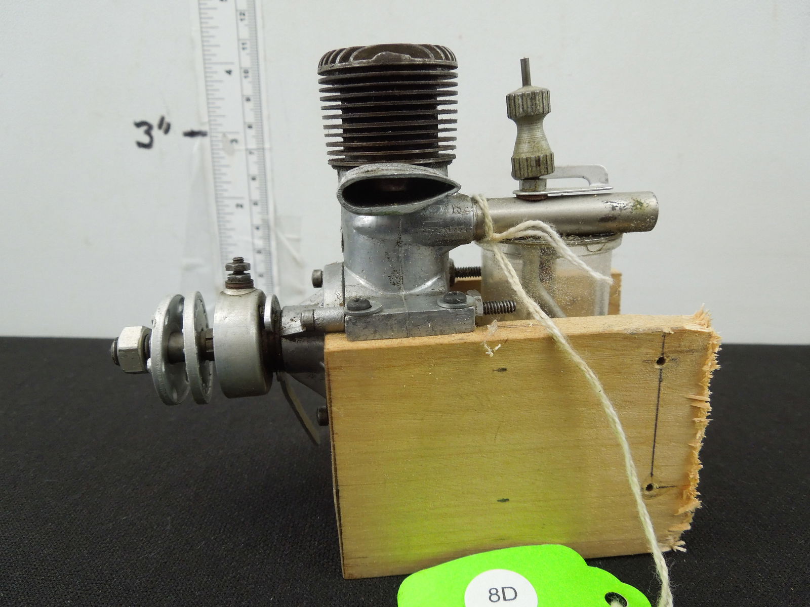 1942 Ohlsson. 19 Model Airplane Engine (1 of 6)