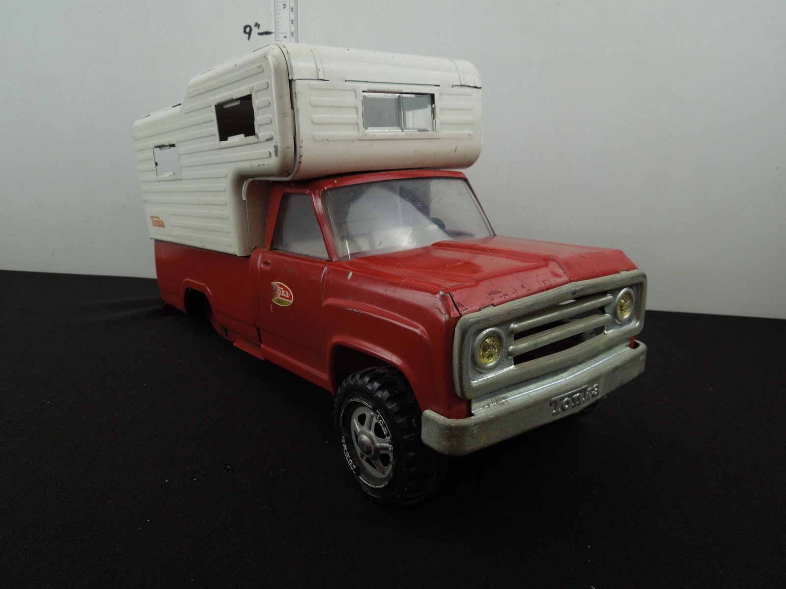 1970 Tonka Pressed Steel Pickup Camper, Missing back wheels, back door and 2 windows on side of: 1970 Tonka Pressed Steel Pickup Camper, Missing back wheels, back door and 2 windows on side of camper