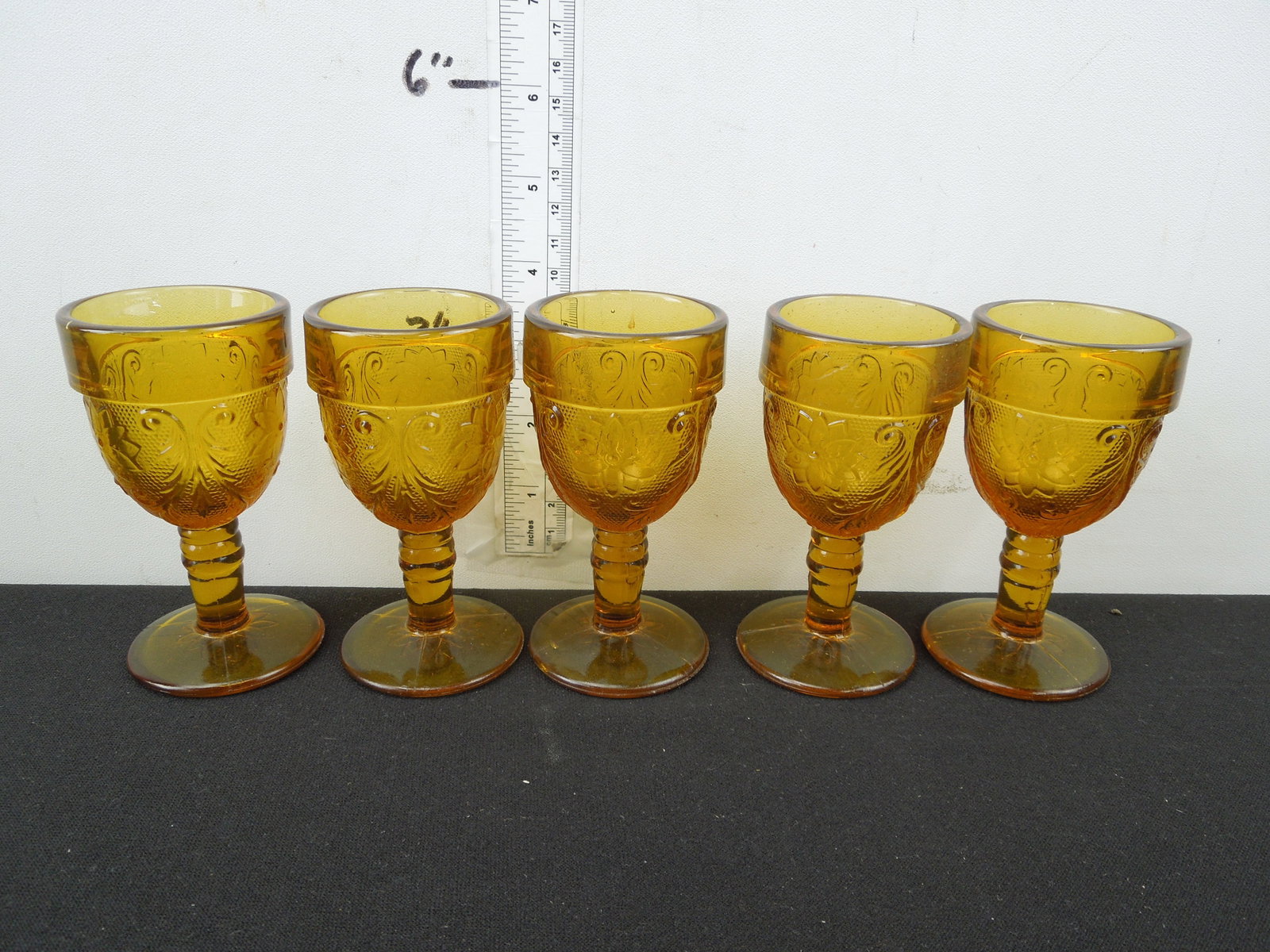 5 Amber Tiara Glass wine Glasses.: 5 Amber Tiara Glass wine Glasses.