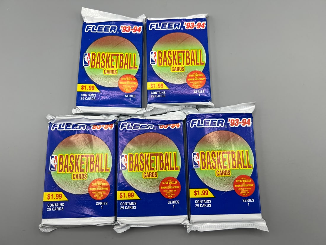 Lot of (5) 1993-94 Fleer Basketball Unopened Wax Packs (1 of 2)