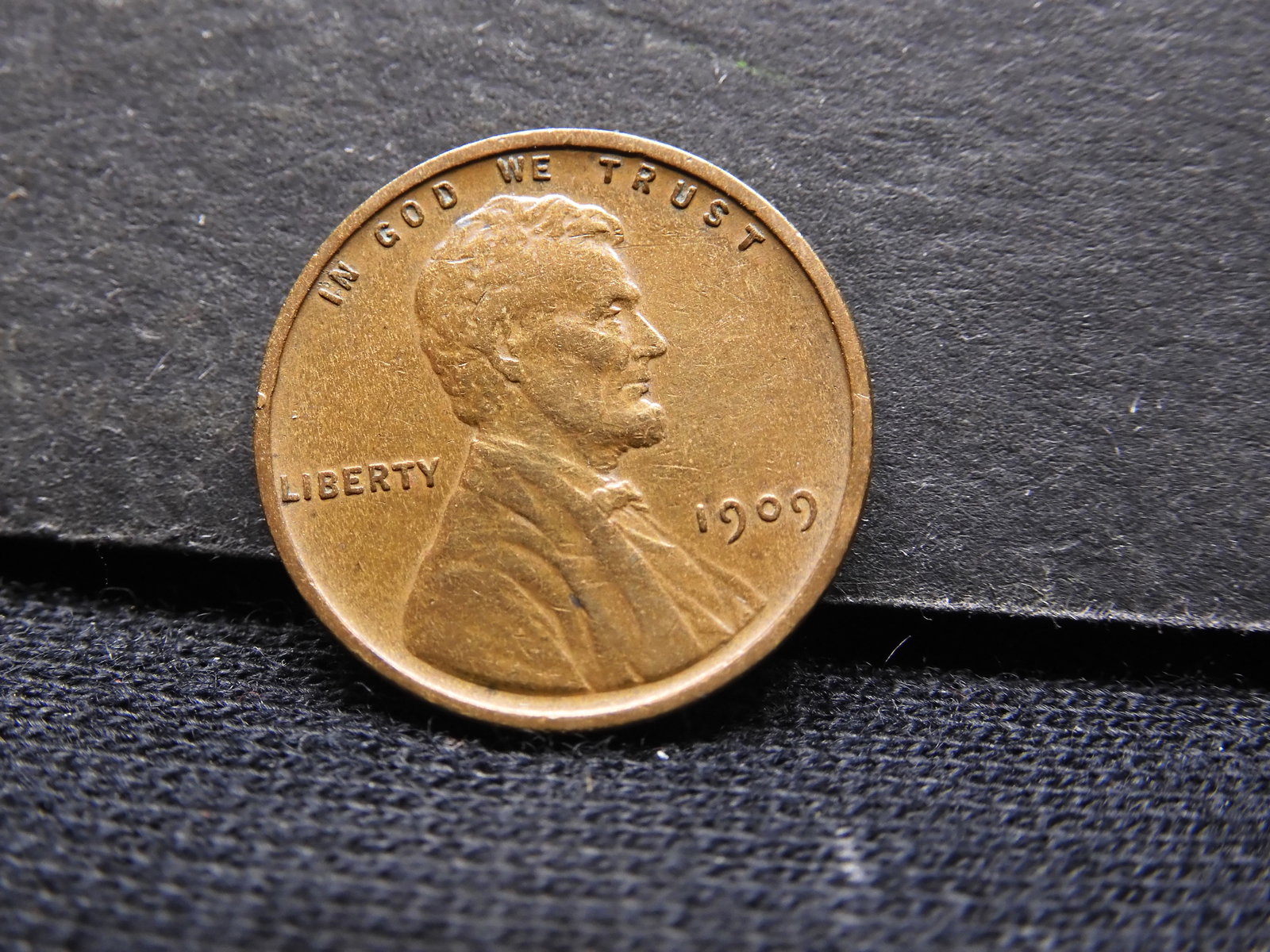 1909-VDB Lincoln Wheat Cent (1 of 2)