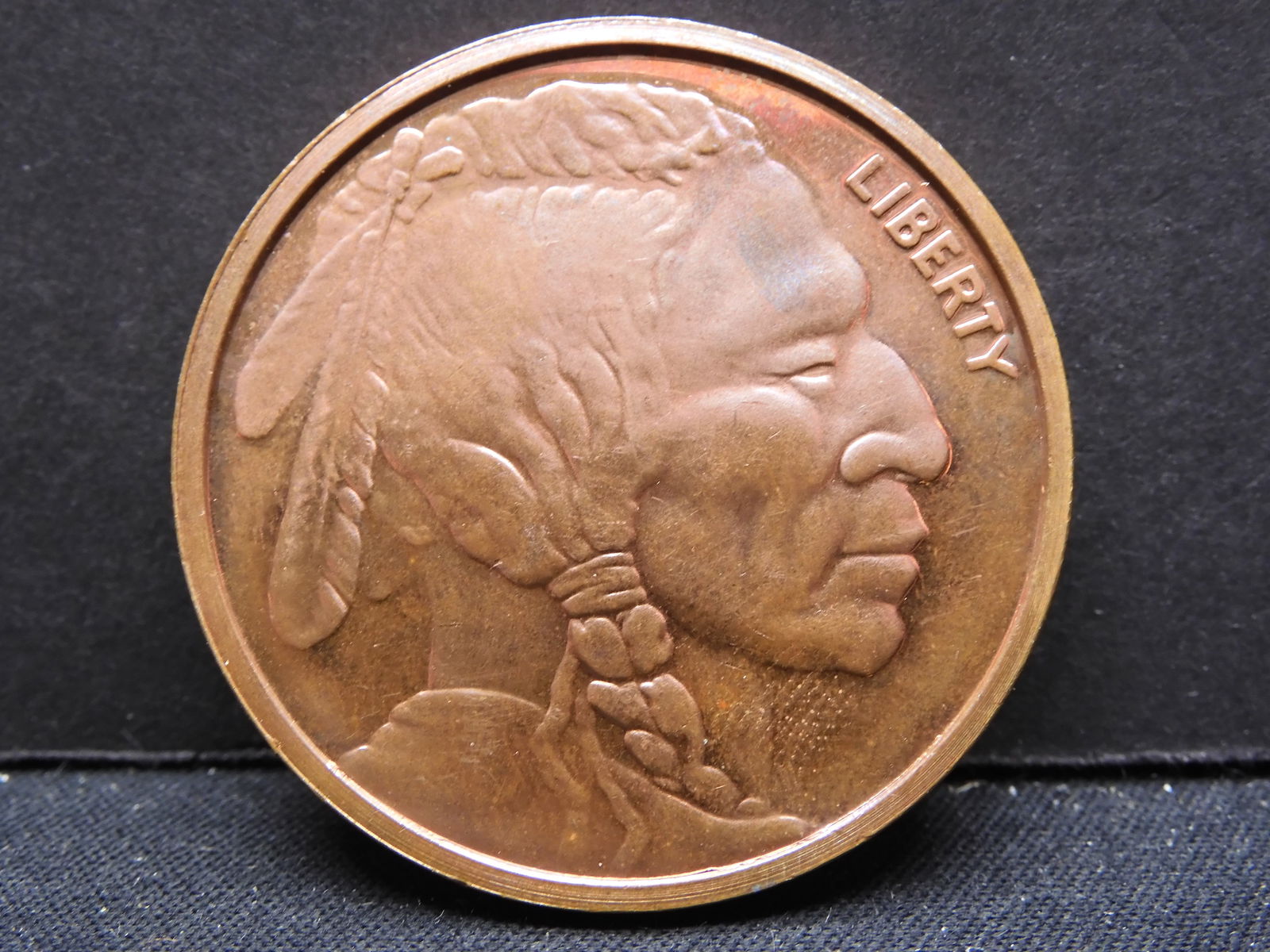 2012 One Ounce .999 Fine Copper Indian Round (1 of 2)