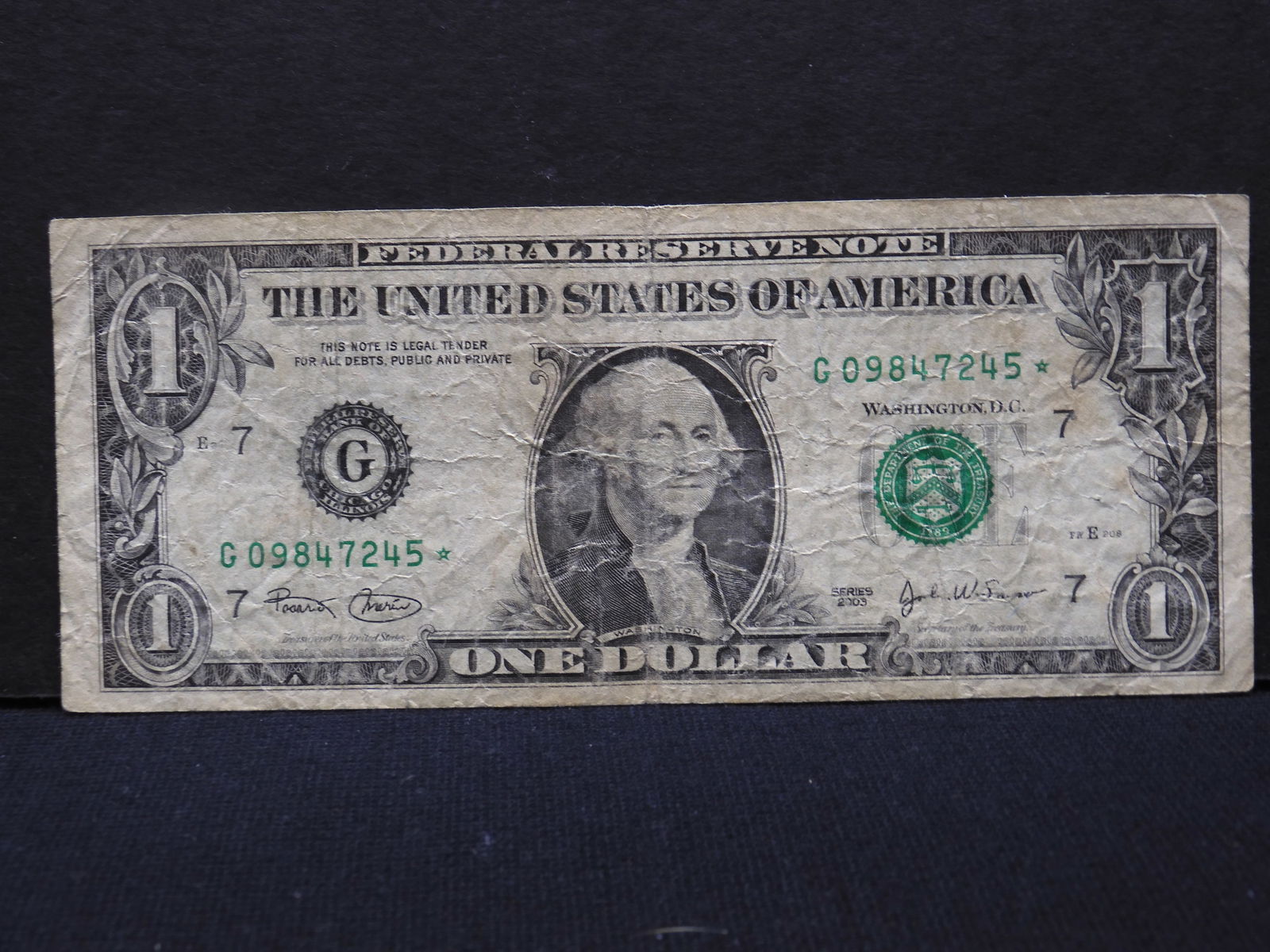 2003 $1 Federal Reserve Note (STAR NOTE) - RARE -Small run of only 640.000 (1 of 3)