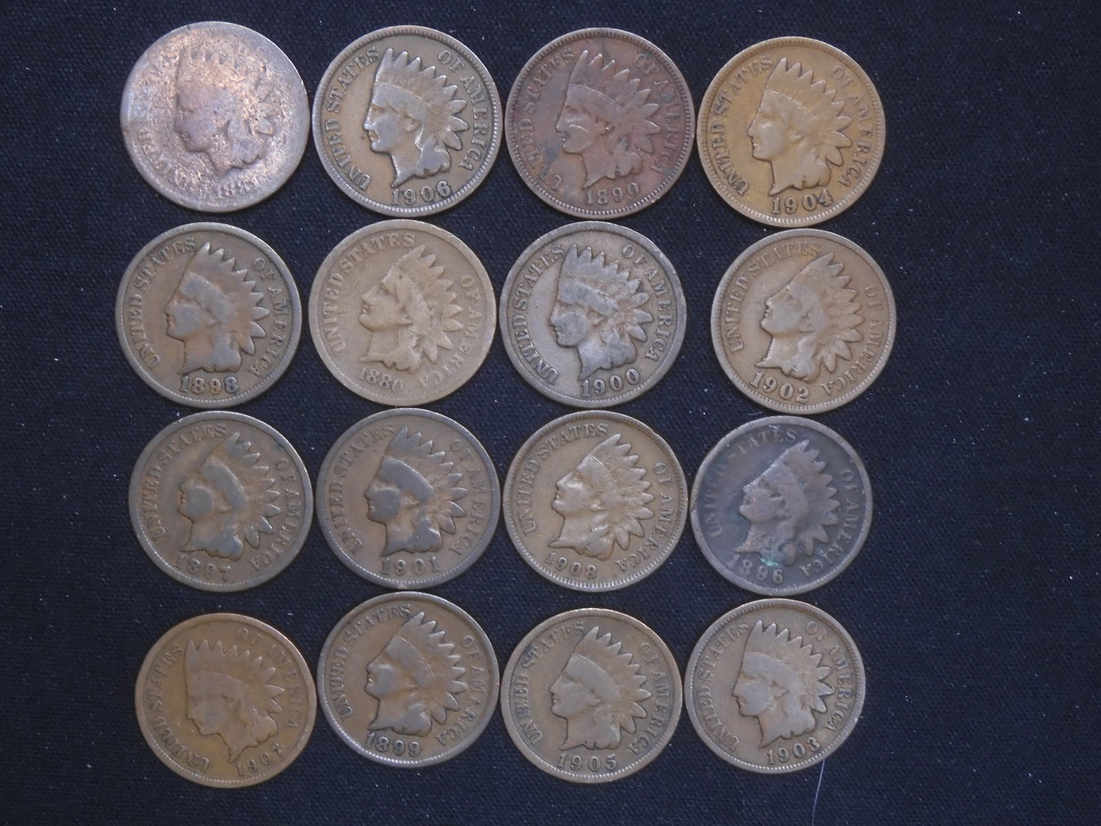 16 Assorted Indian Head Cents (1 of 2)