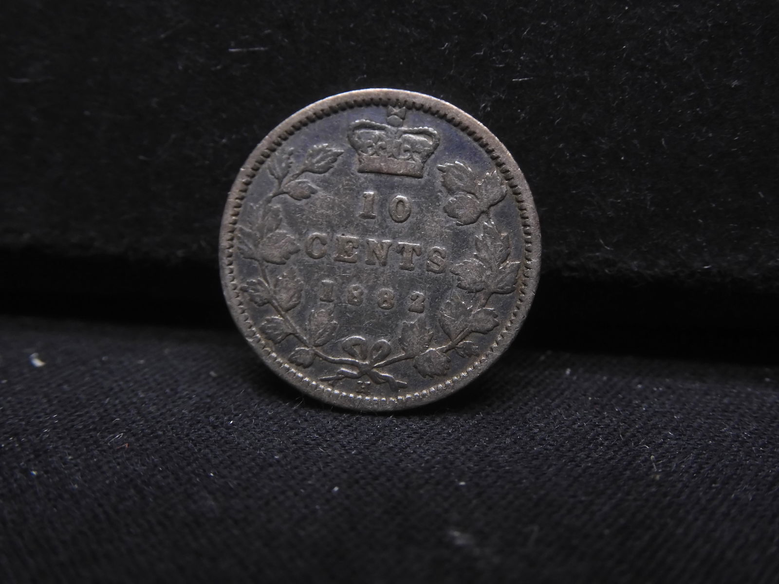 1882 H 10 Cents from Canada 92.5% Silver (1 of 2)