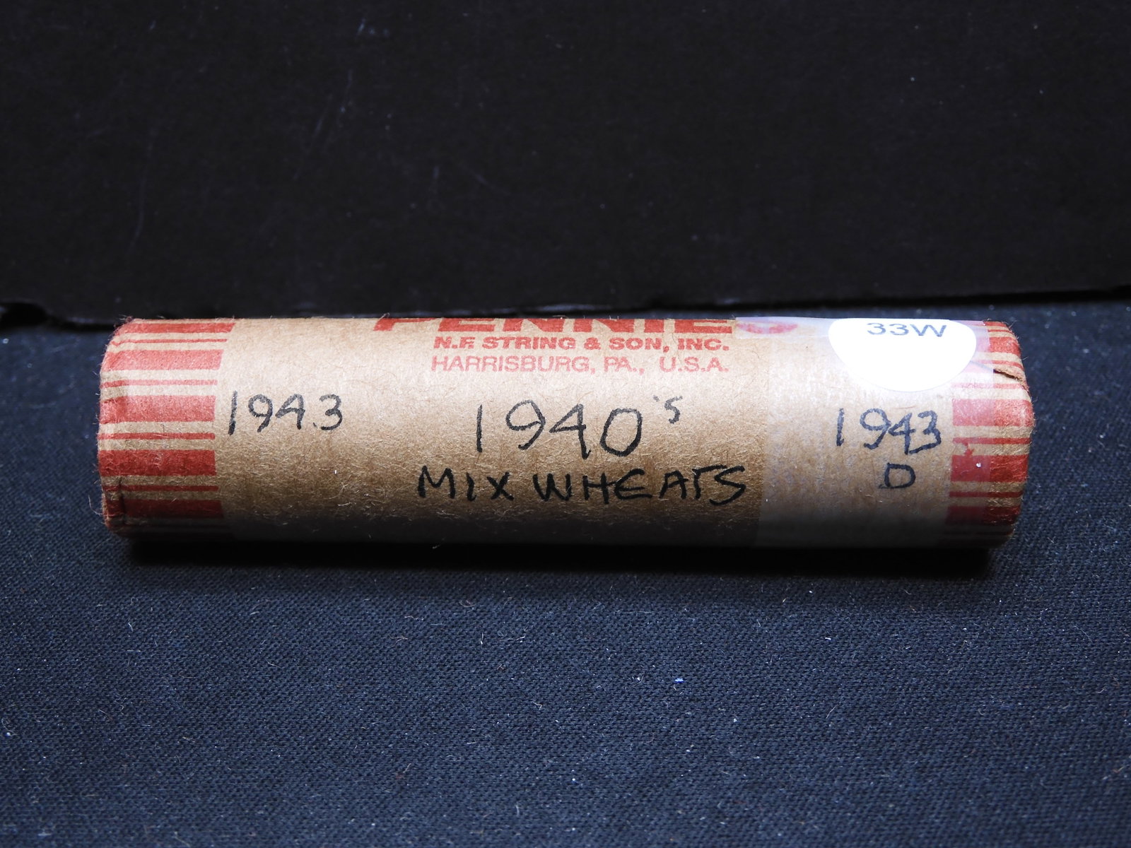 Roll of 1940's Lincoln Wheat cents w/ends of 1943 steel cents: Roll of 1940's Lincoln Wheat cents w/ends of 1943 steel cents