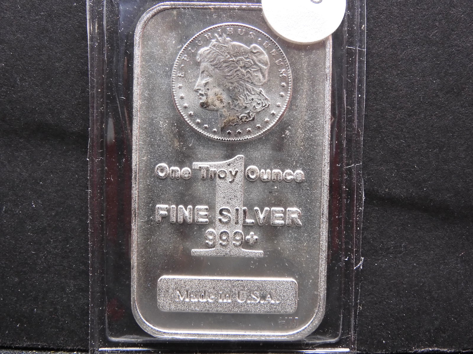 One Troy Oz .999 Fine Silver Bar (1 of 2)
