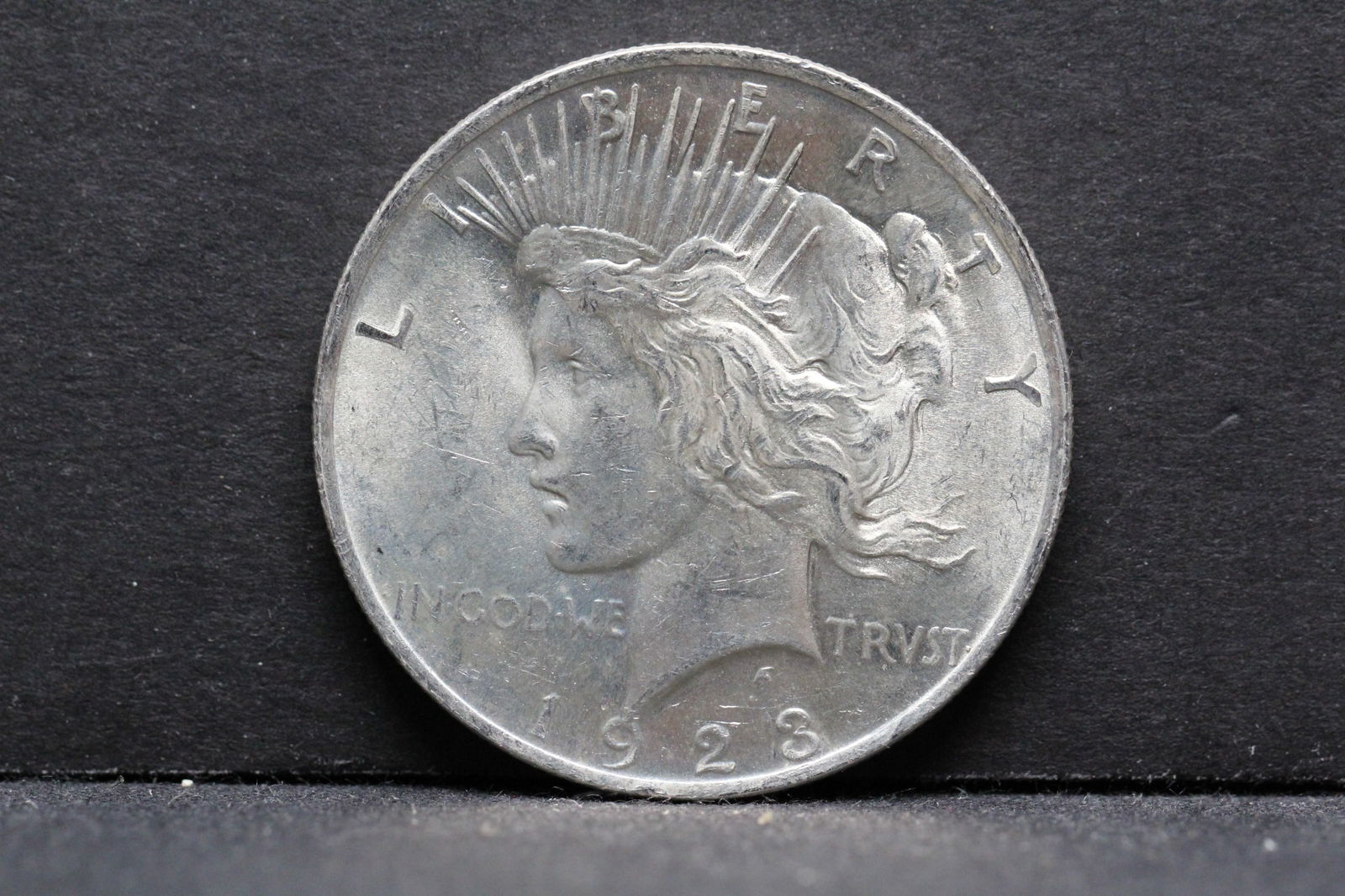 1923 Peace Silver Dollar CH BU (1 of 2)