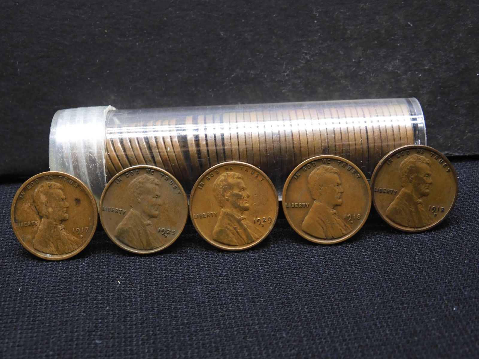 Roll of Lincoln Wheat Cent - Mixed Dates & Mint Marks (1 of 4)
