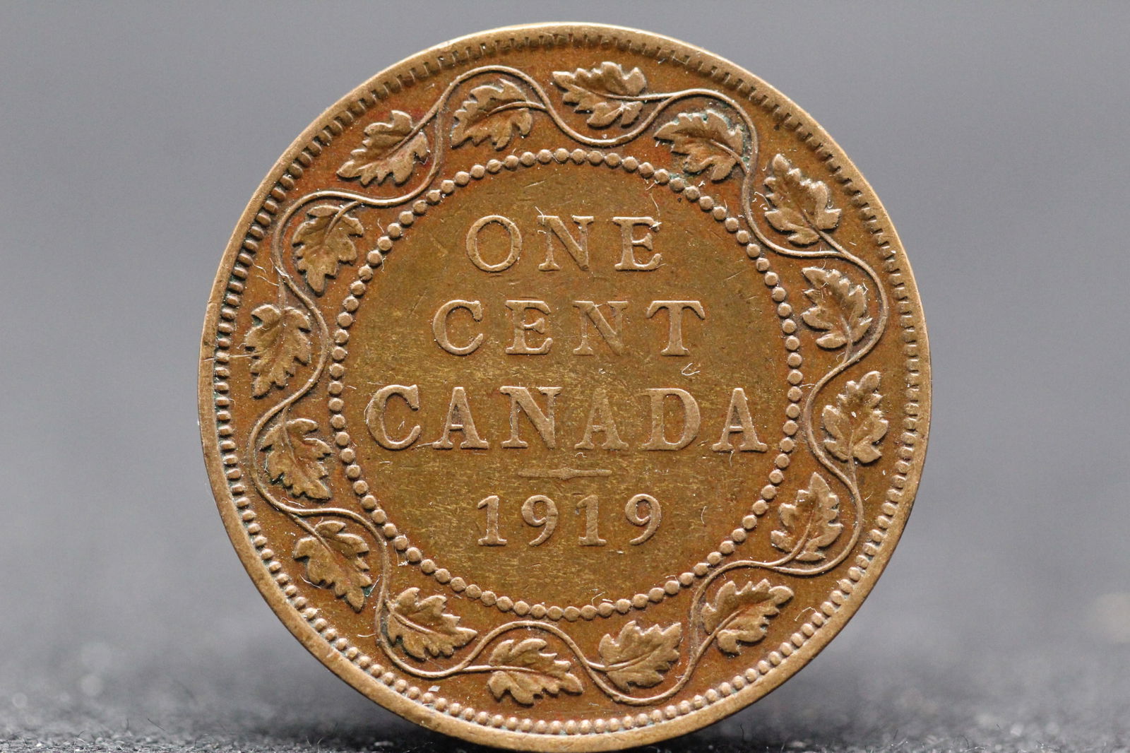 1919, High Grade/Great Details, Canada Large Cent, 104 years old! (1 of 2)