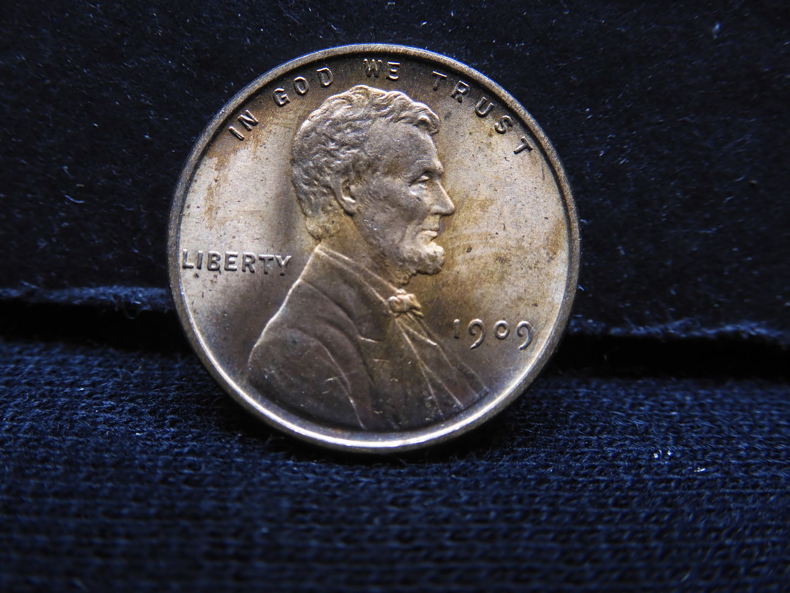 1909 VDB Lincoln Cent.  GEM Red BU. (1 of 3)