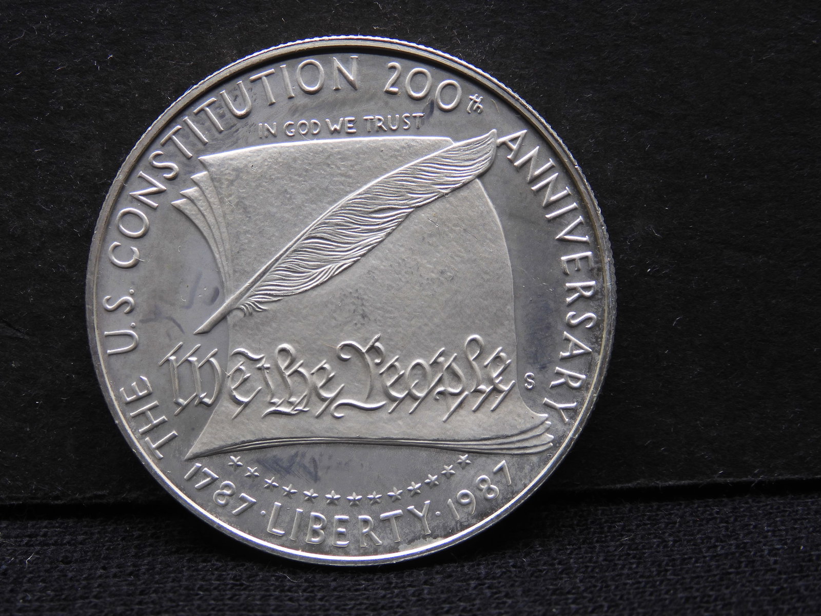1987-S U.S. Constitution Bicentennial Commemorative Proof Silver Dollar (1 of 2)