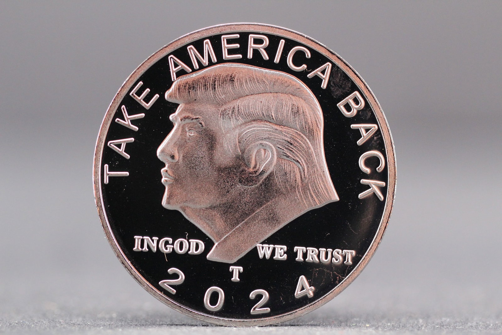 Donald Trump 2024 Take America Back Round: Donald Trump 2024 Take America Back Round