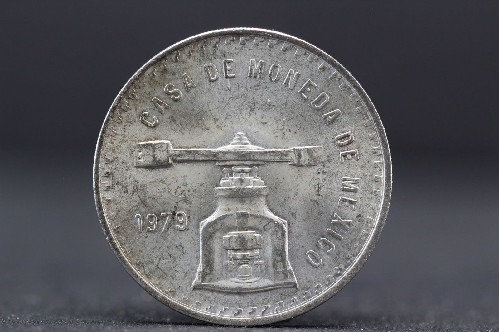 1979 Mexico Onza. 33.6 Grams of sterling silver. Choice BU. (1 of 3)