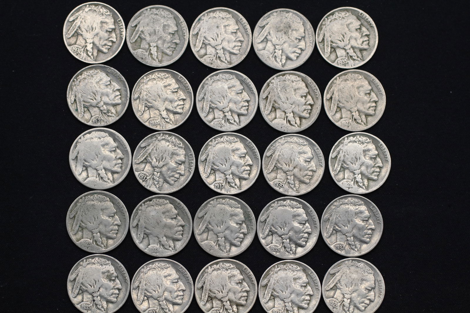 Bag of 25 Assorted Buffalo Nickels (1 of 6)