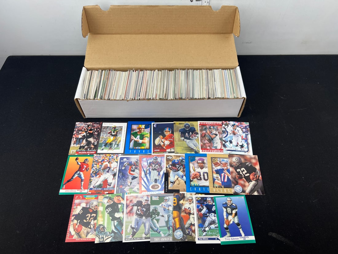Box of Assorted Football Cards W/ Many Stars - Brett Favre, John Elway, Troy Aikman (1 of 5)