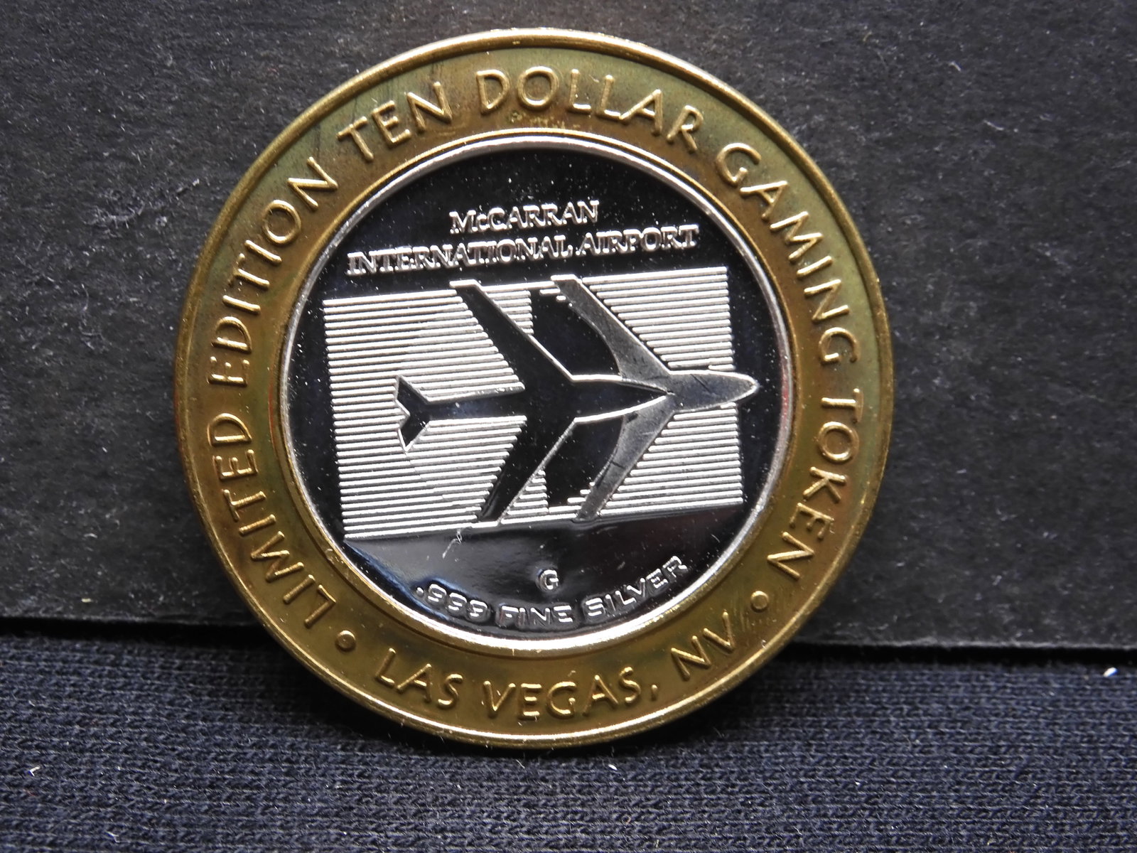 SILVER CENTER - Gaming Token - McCarran Airport - Las Vegas, NV: SILVER CENTER - Gaming Token - McCarran Airport - Las Vegas, NV