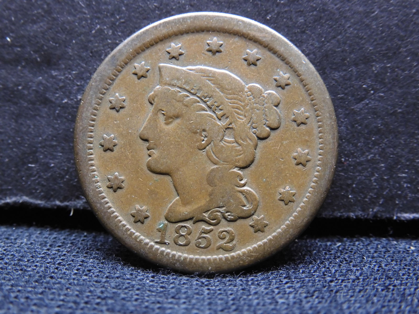 1852 Braided Hair Large Cent - F/VF (1 of 2)