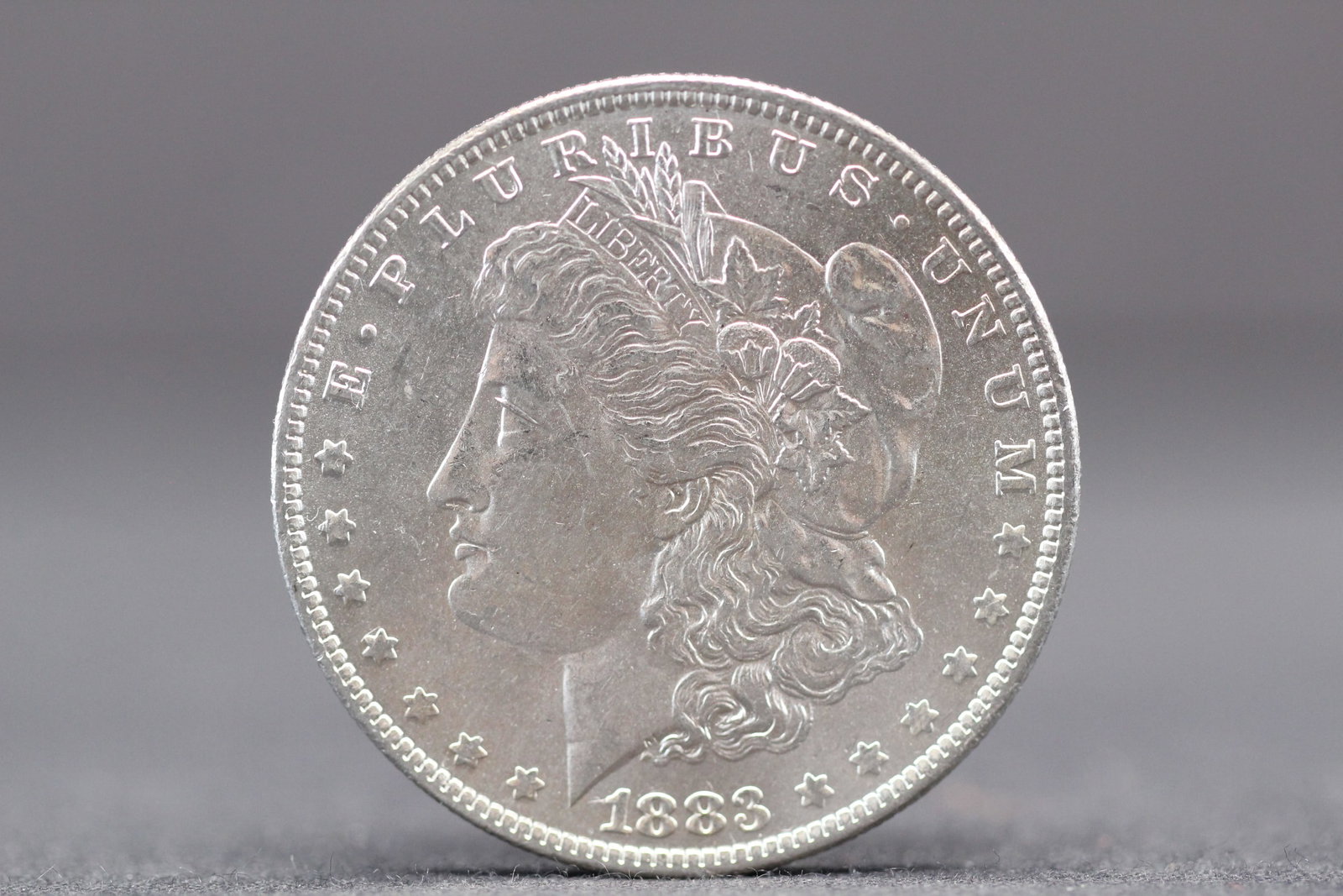 1883O Morgan Dollar - 90% Silver - UNC/MS Condition - High Grade (1 of 2)