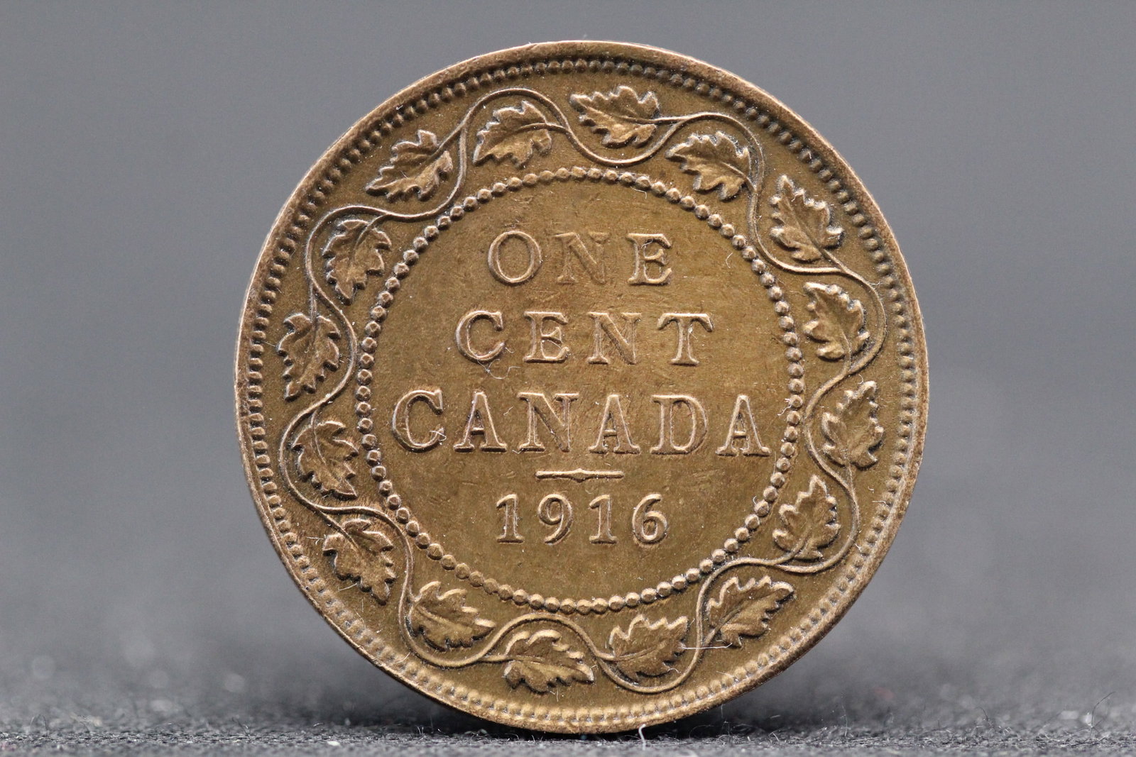 1916, High Grade, Canada Large Cent, 107 years old! (1 of 2)
