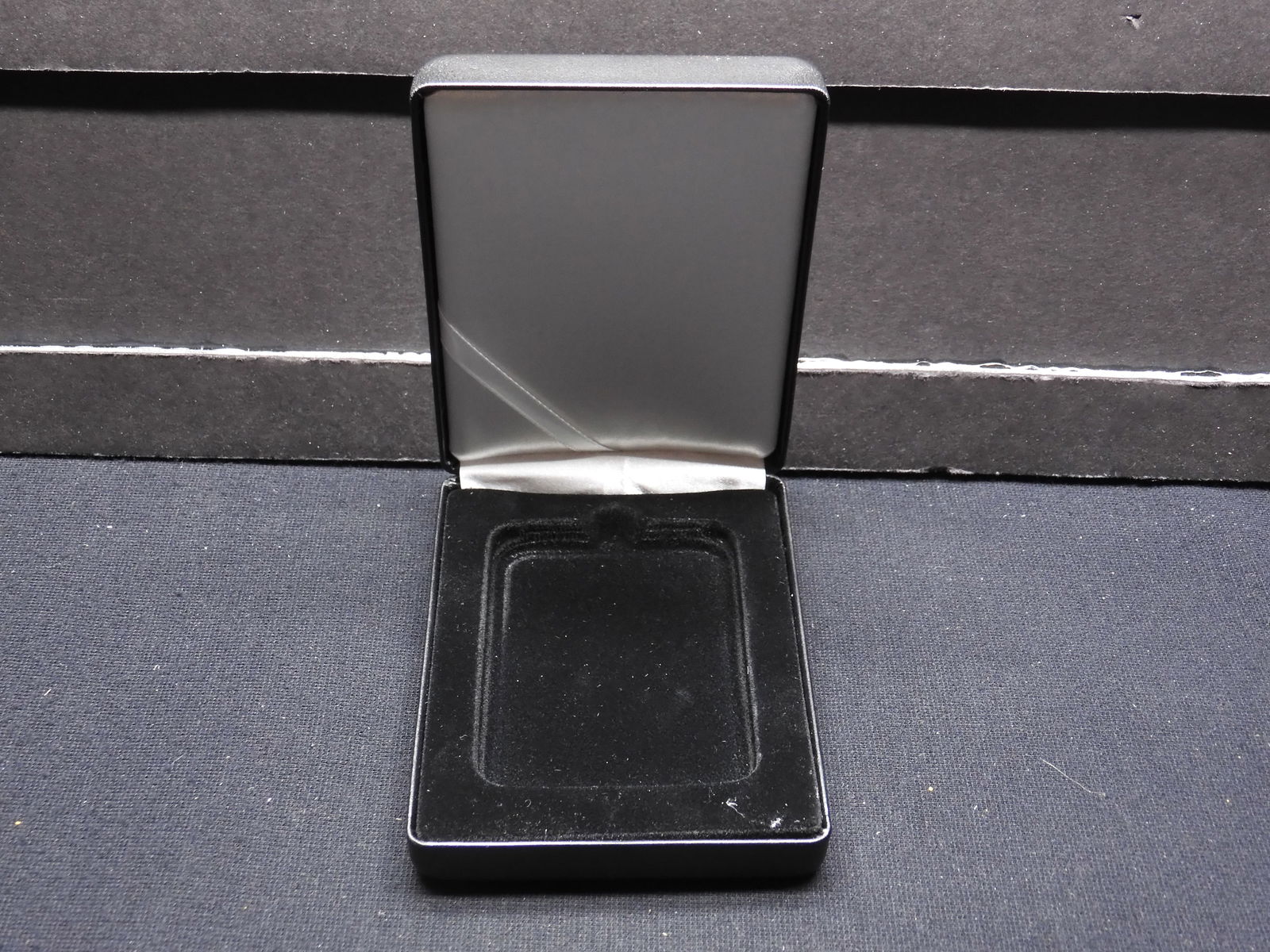 EMPTY Case for a Slab/Graded Coin - 4 1/2" X 3 1/2" X 1" (1 of 3)