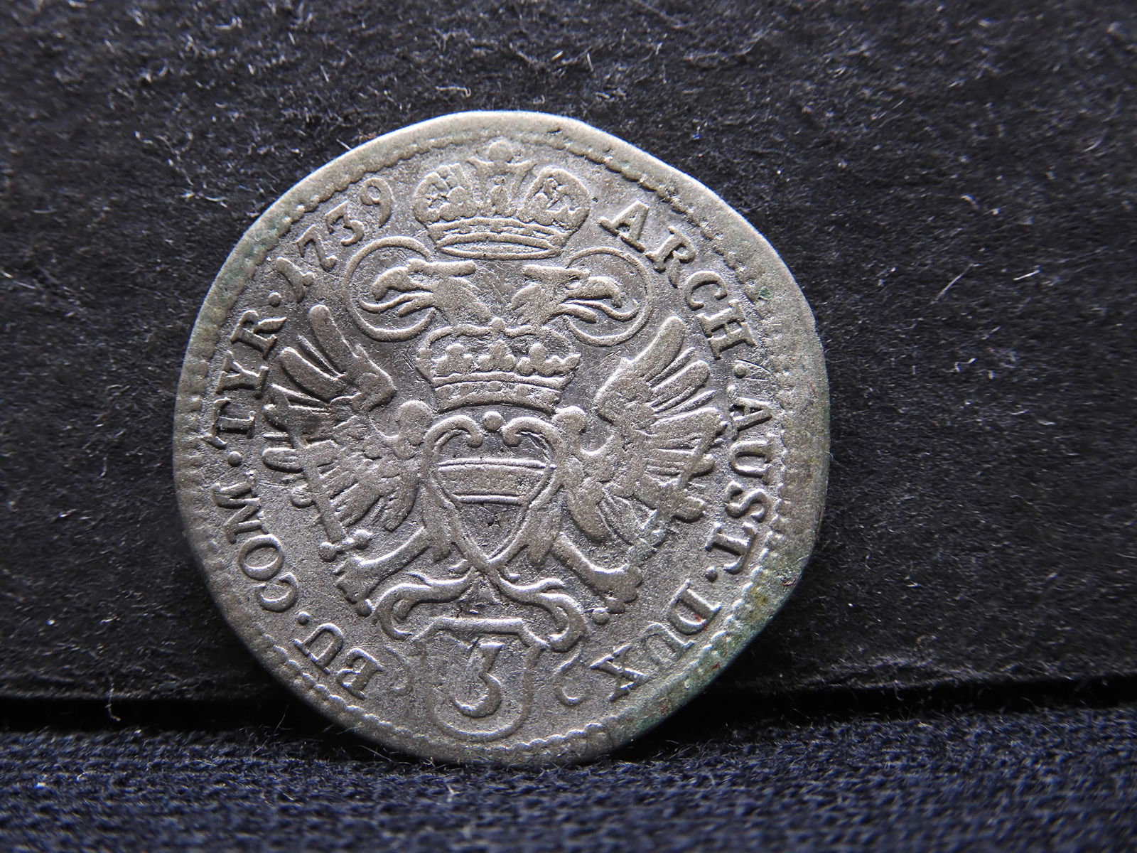 1739 Austria 3 Kreuzer Silver Coin.  Portrait Of Karl VI. (1 of 2)